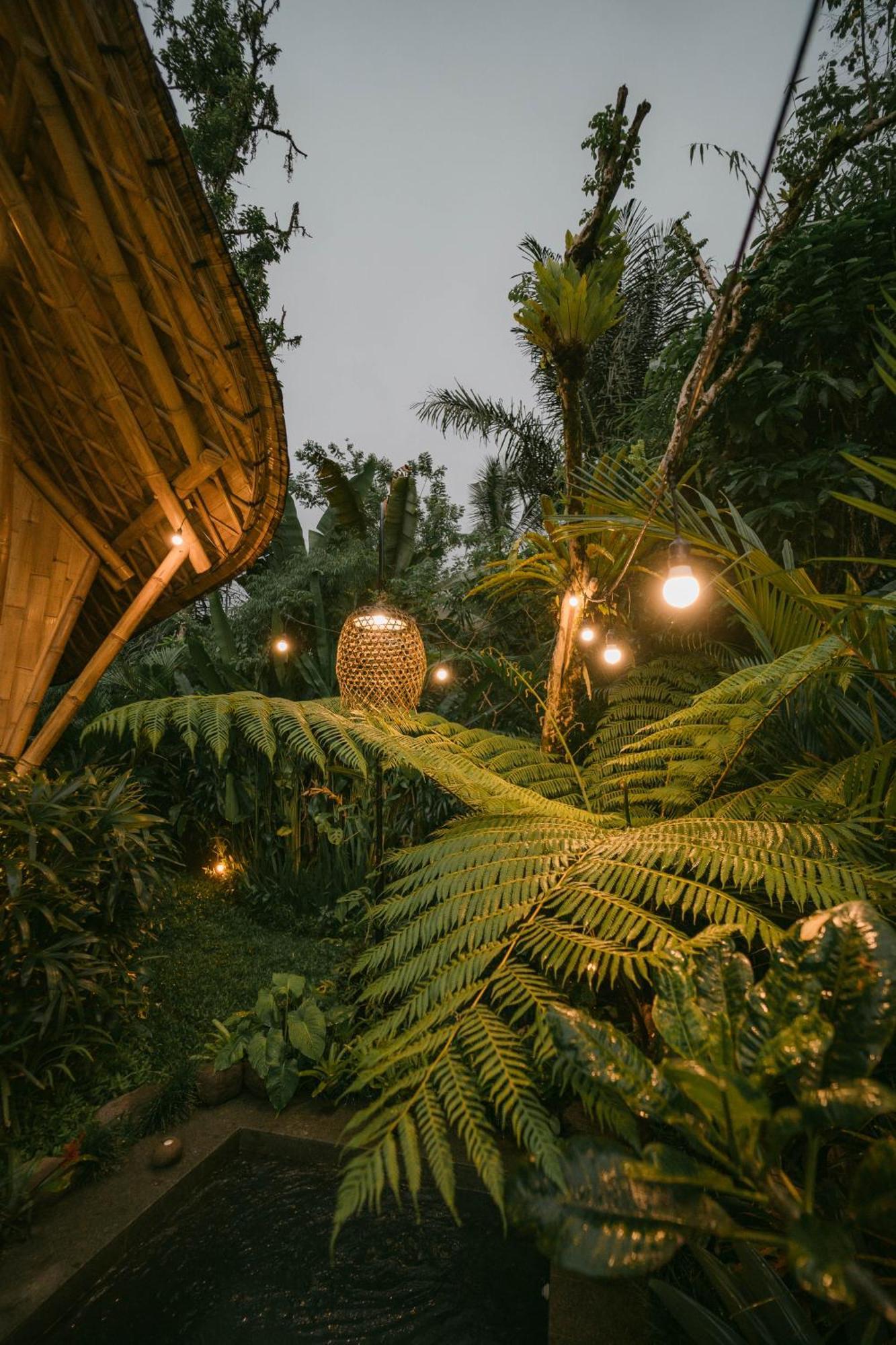 希德门Arcada Bali Bamboo House别墅 外观 照片