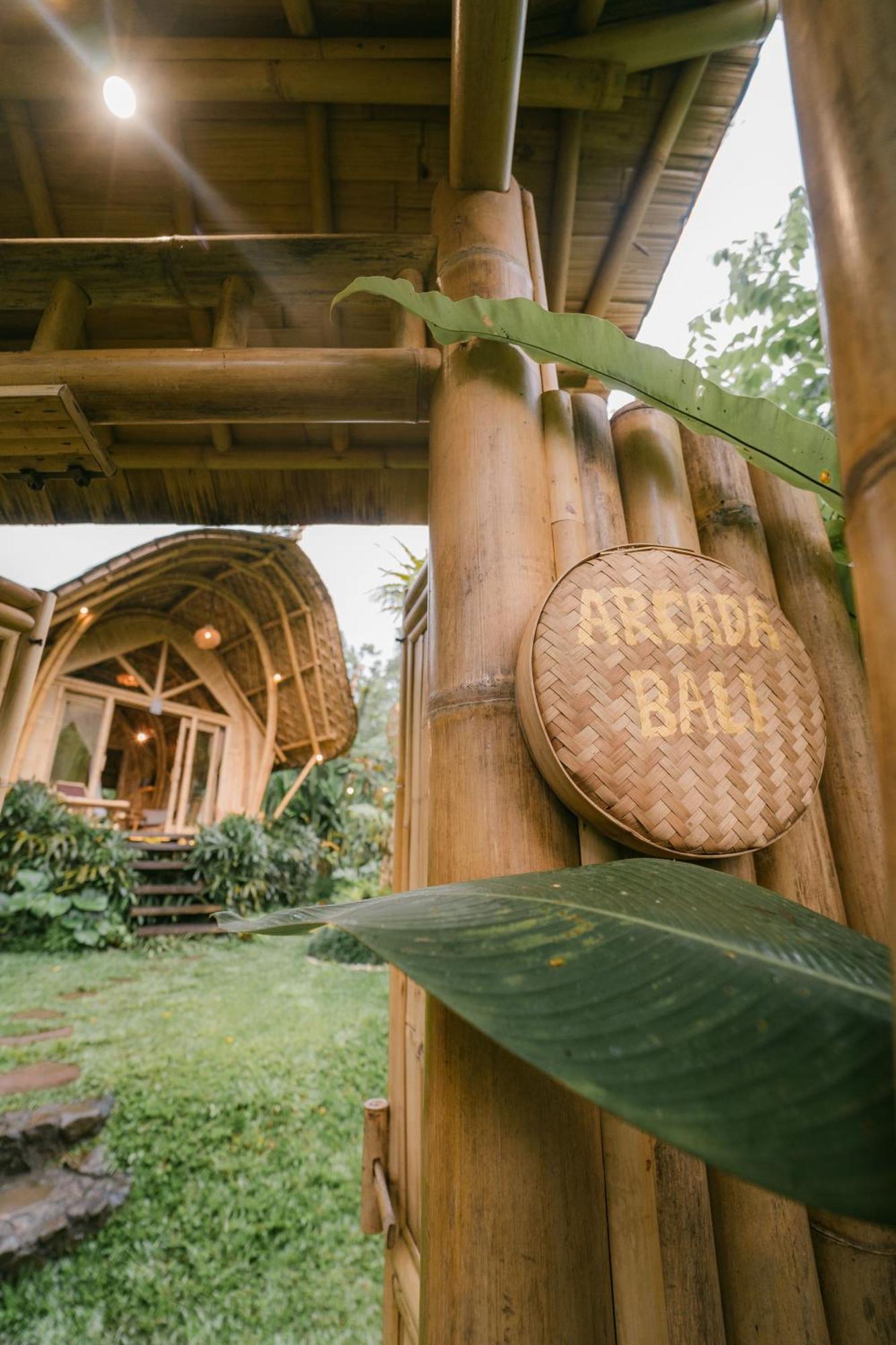 希德门Arcada Bali Bamboo House别墅 外观 照片